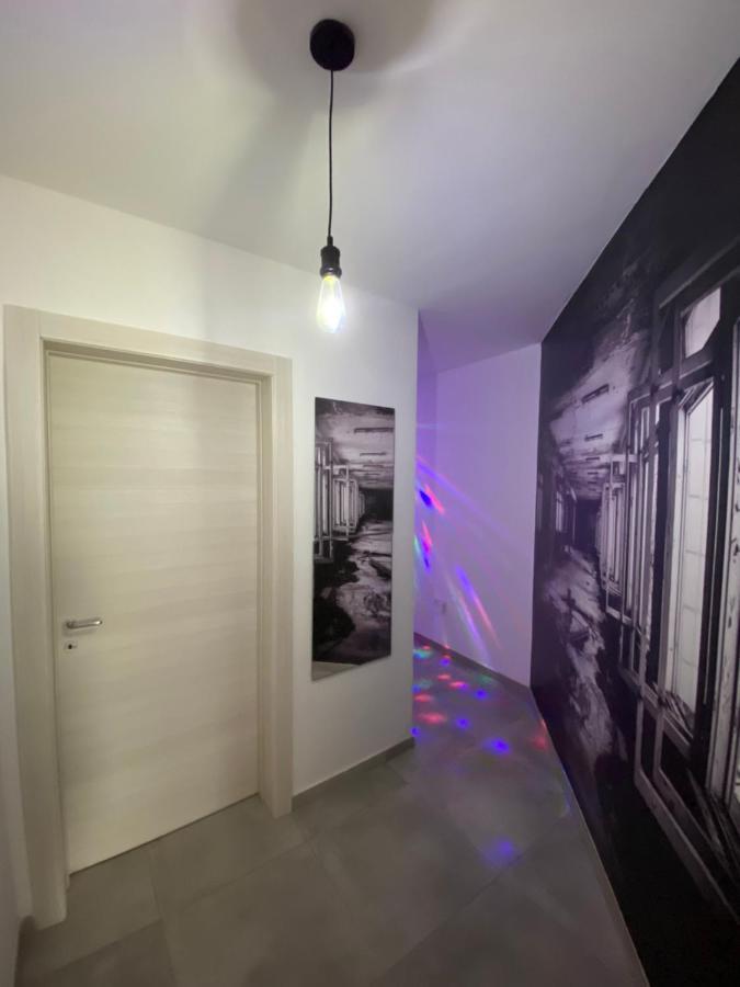 Central- Private En-Suite With Balcony In Shared Residence Pieta Экстерьер фото