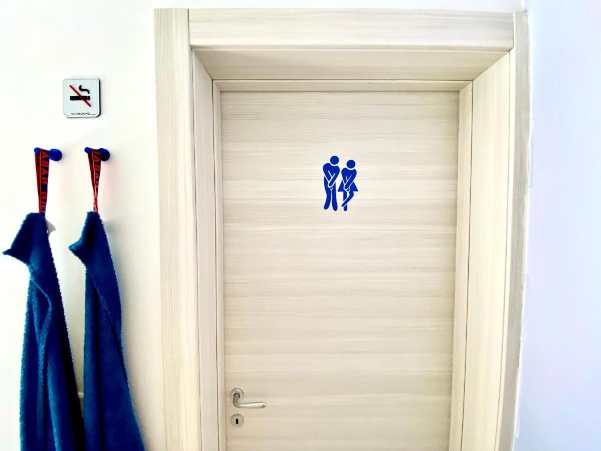Central- Private En-Suite With Balcony In Shared Residence Pieta Экстерьер фото