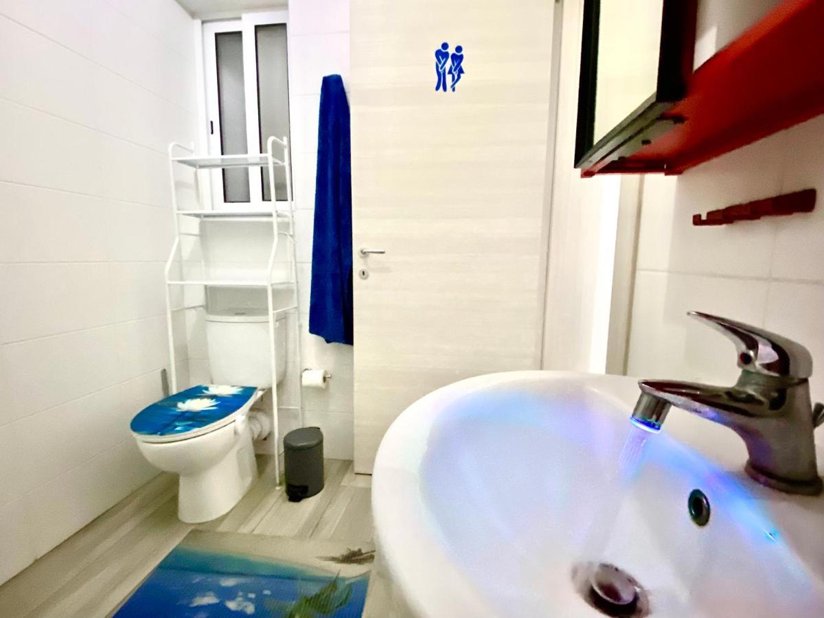 Central- Private En-Suite With Balcony In Shared Residence Pieta Экстерьер фото