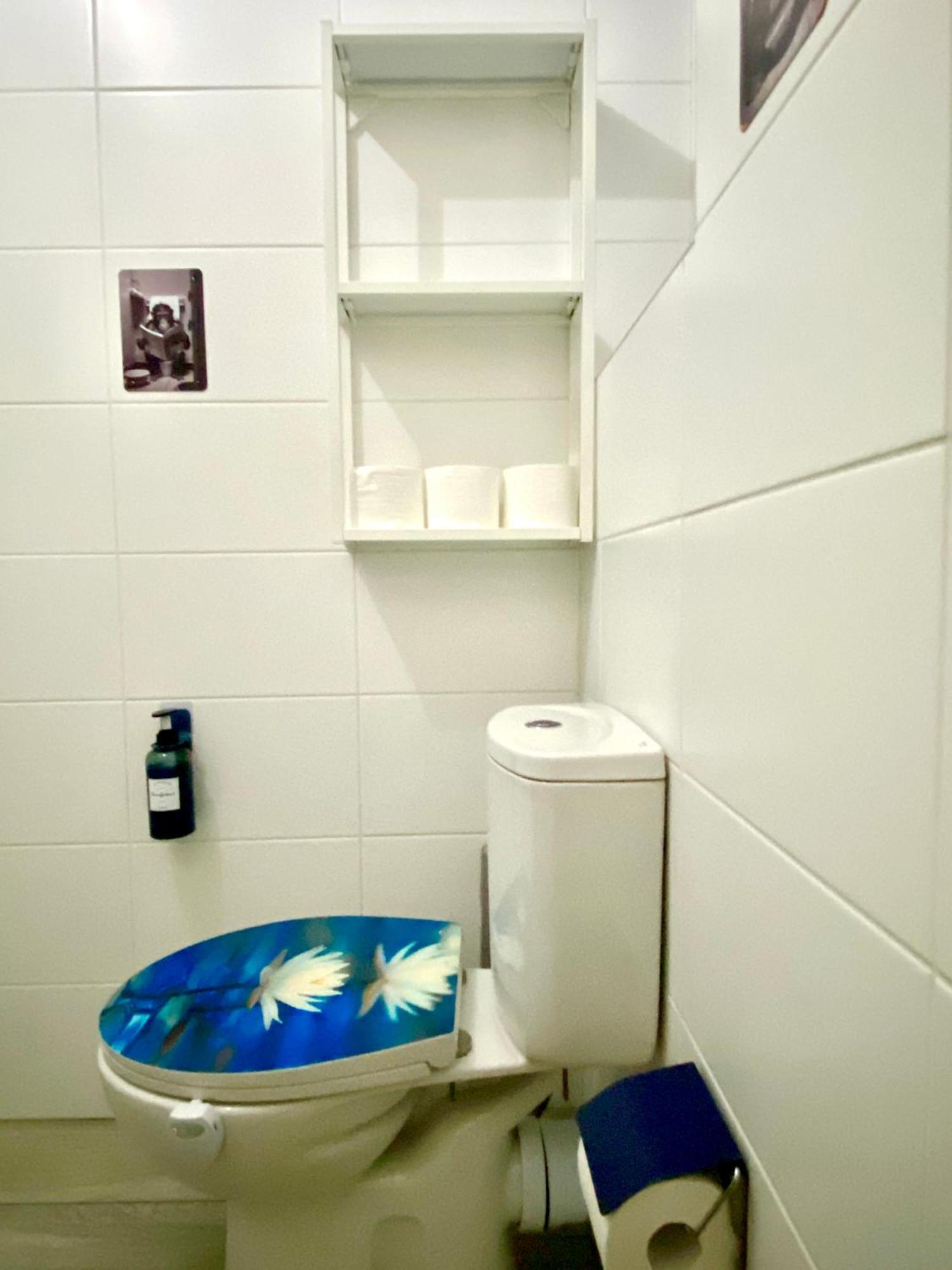 Central- Private En-Suite With Balcony In Shared Residence Pieta Экстерьер фото